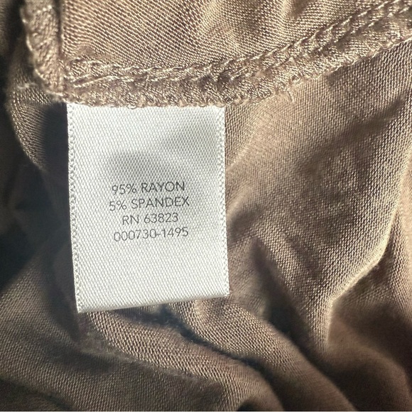 CJ Banks Women’s 2X Brown Beaded Embellished V-Neck Short Sleeve Stretch Top - Picture 8 of 10